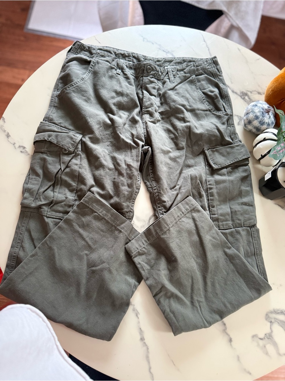 Men's Cargo Pants in Olive Green - Durable Everyday Style
